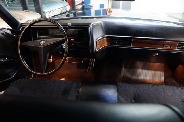 Cadillac Fleetwood 60 Special Sedan 1969 image number 44