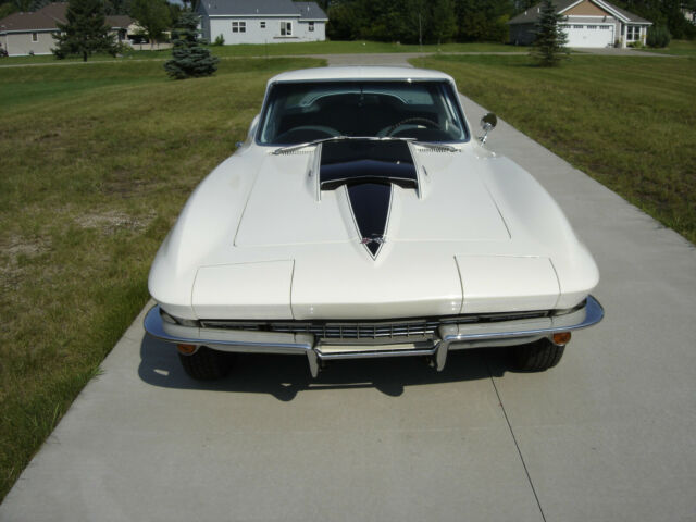 Chevrolet Corvette 1967 image number 21