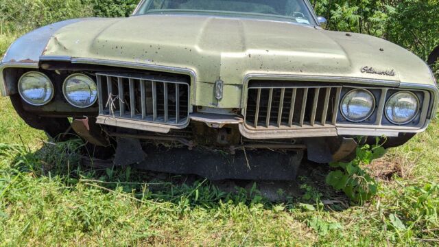 Oldsmobile Cutlass S 1969 image number 2