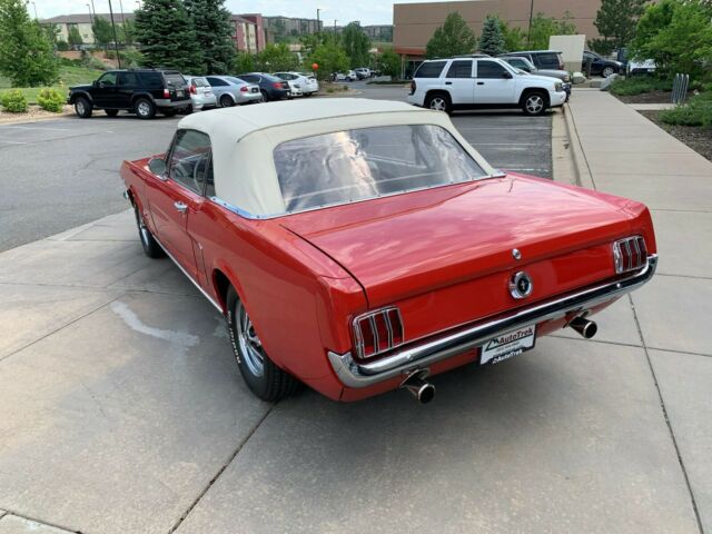 Ford Mustang 1965 image number 10