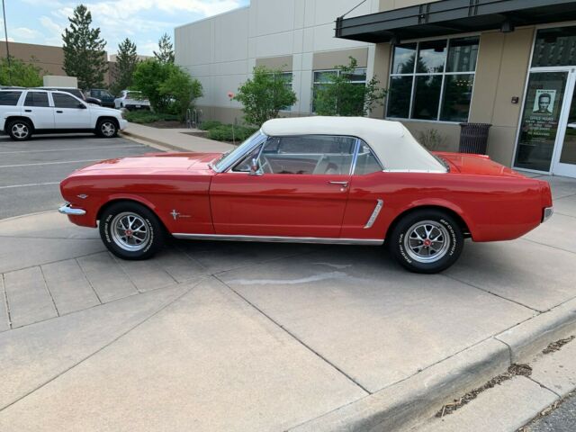 Ford Mustang 1965 image number 28