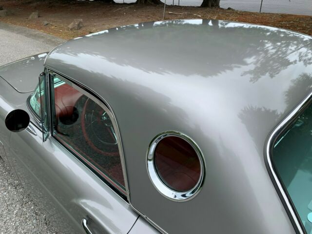 Ford Thunderbird 1957 image number 31