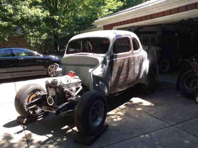 Ford Coupe 1940 image number 13