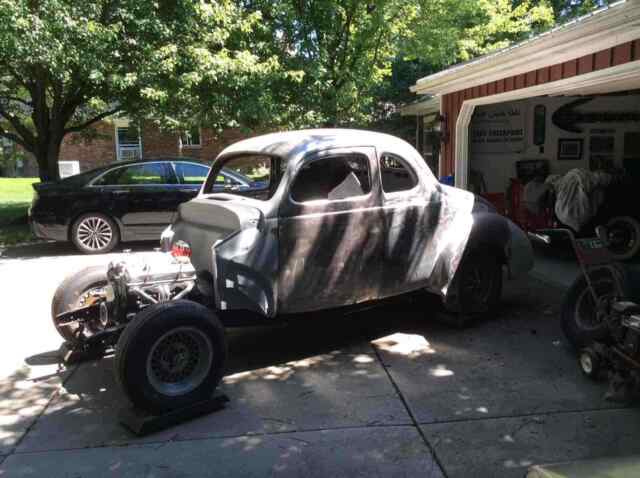 Ford Coupe 1940 image number 14