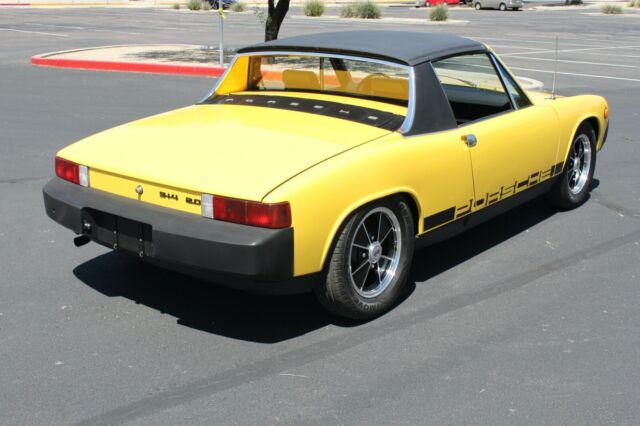 Porsche 914 1976 image number 11