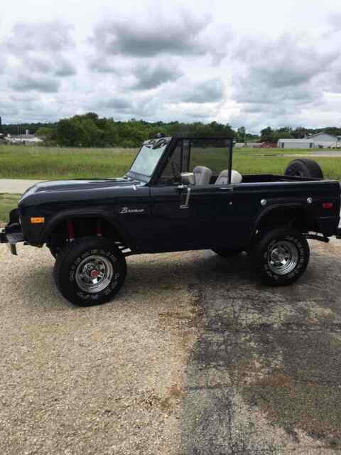 Ford Bronco 1974 image number 29