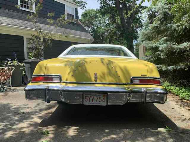 Lincoln Mark IV 1974 image number 24