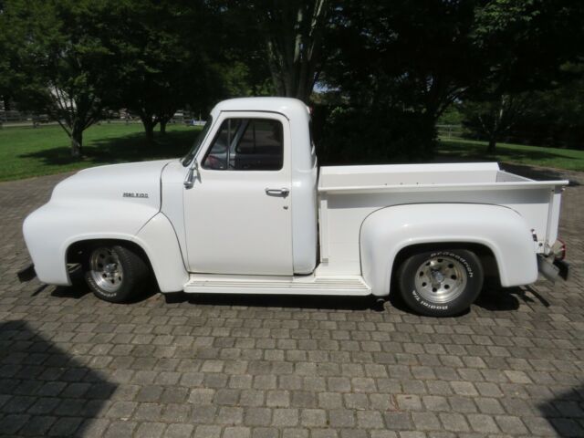 Ford F-100 1954 image number 1