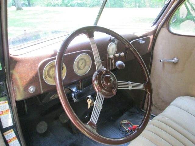 Ford BUSINESS COUPE 2 DOOR 1937 image number 31