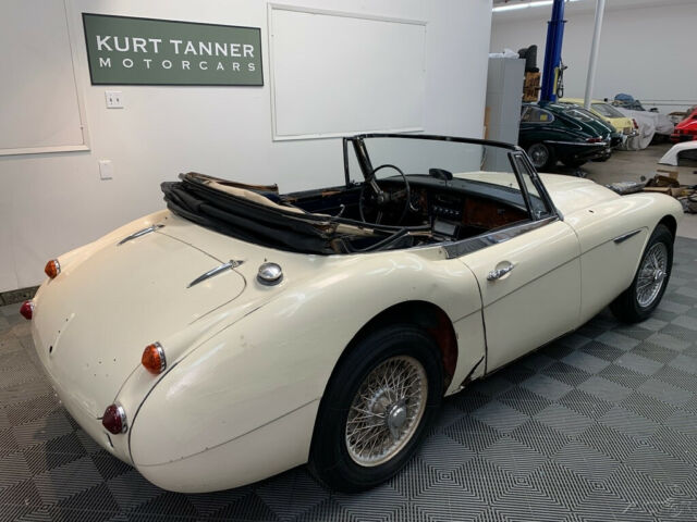 Austin Healey 3000 1967 image number 17