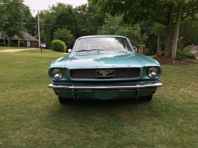 Ford Mustang 1966 image number 25