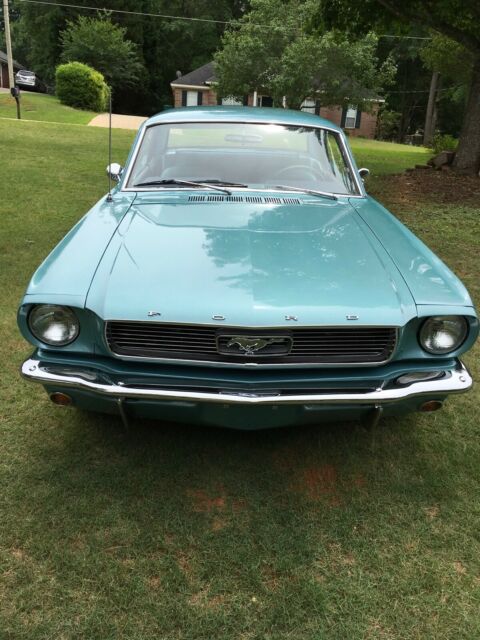 Ford Mustang 1966 image number 26