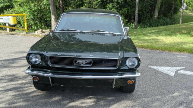 Ford Mustang 1966 image number 33