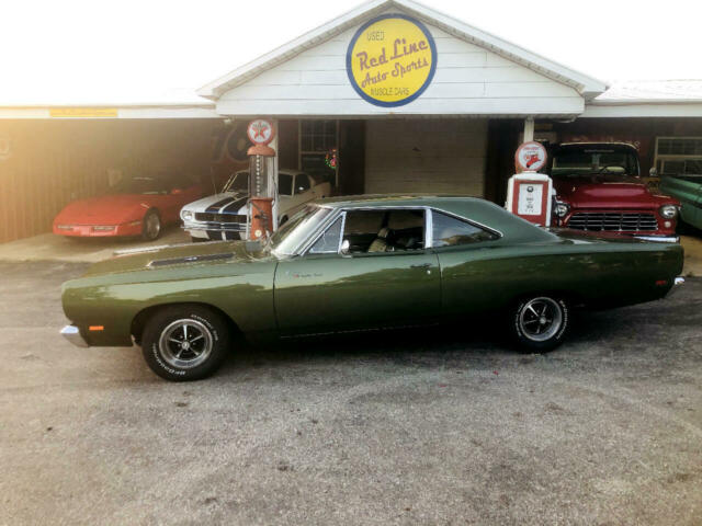 Plymouth Road Runner 1969 image number 18