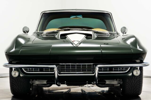 Chevrolet Corvette 1964 image number 2