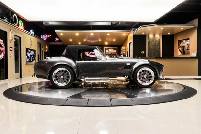 Shelby Cobra 1965 image number 12