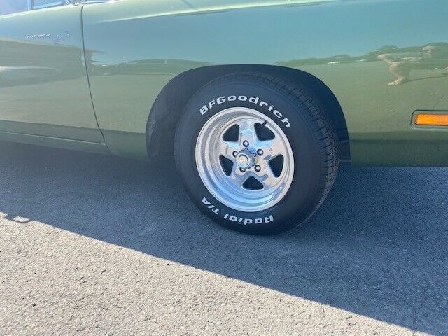 Plymouth Road Runner 1969 image number 19