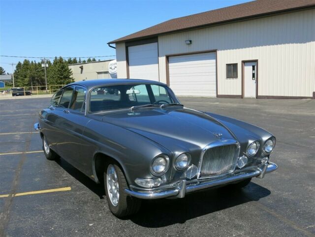 Jaguar Mark X 1965 image number 39