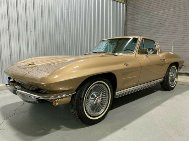 Chevrolet Corvette 1964 image number 22