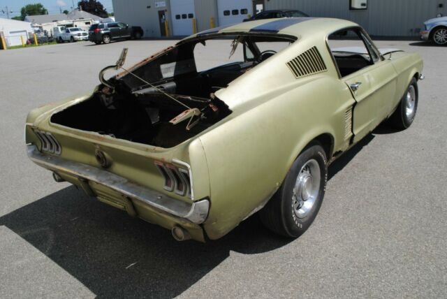 Ford Mustang 1967 image number 14