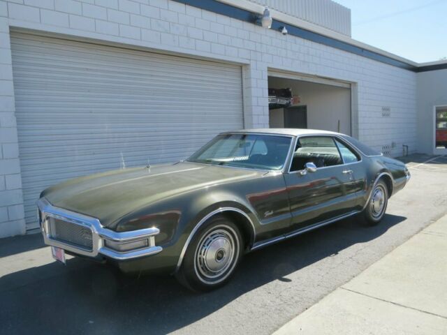 Oldsmobile Toronado 1968 image number 0