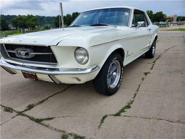 Ford Mustang 1967 image number 13