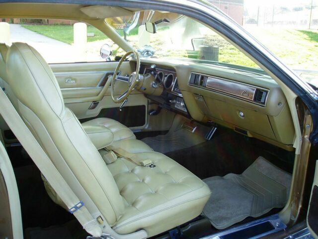 Chrysler Cordoba 1976 image number 12