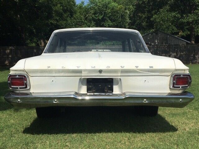 Plymouth Belvedere 1965 image number 26