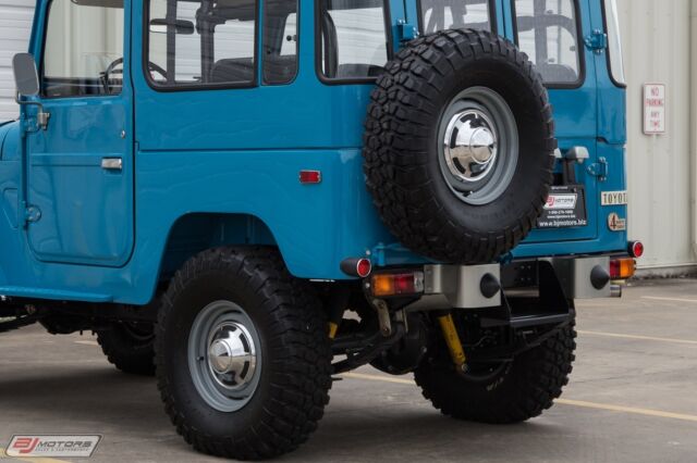 Toyota Land Cruiser 1978 image number 11