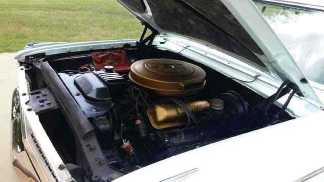 Ford Galaxy XL500 1963 image number 32