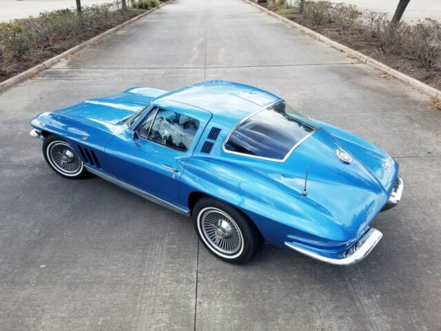 Chevrolet Corvette 1965 image number 1