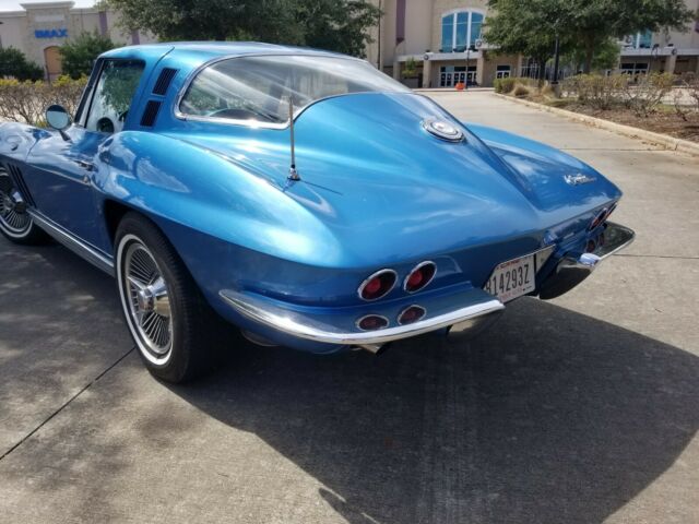 Chevrolet Corvette 1965 image number 26