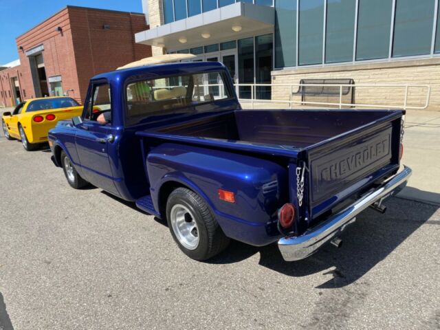 Chevrolet C-10 1970 image number 2