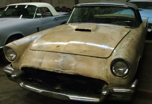 Ford Thunderbird 1957 image number 0