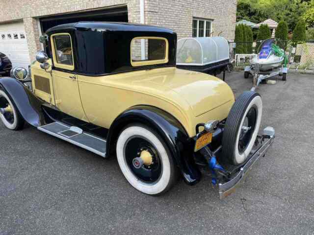 Packard 526 1928 image number 2