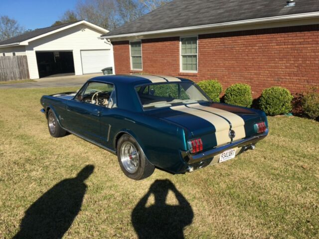 Ford Mustang 1965 image number 1