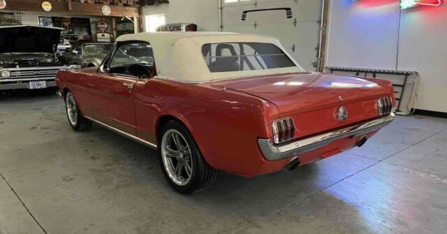 Ford Mustang 1965 image number 31