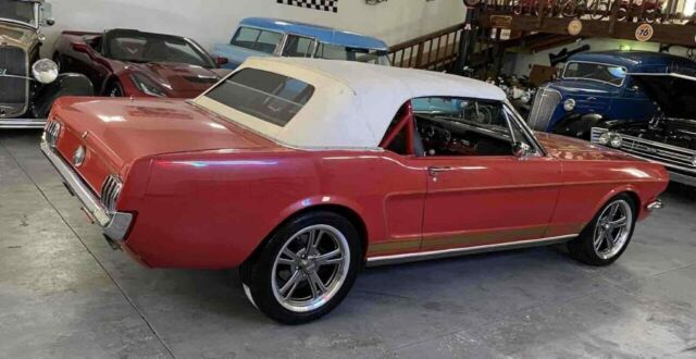 Ford Mustang 1965 image number 32