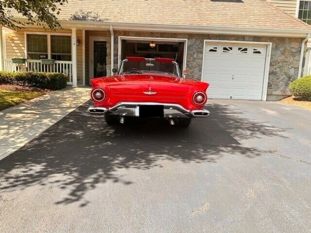 Ford Thunderbird 1957 image number 3