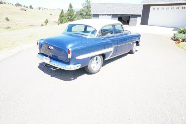 Chevrolet Bel Air/150/210 1954 image number 28