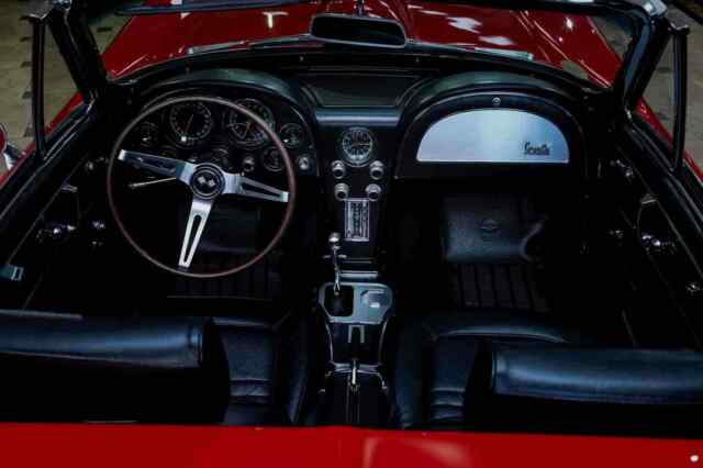 Chevrolet Corvette 327 1967 image number 18