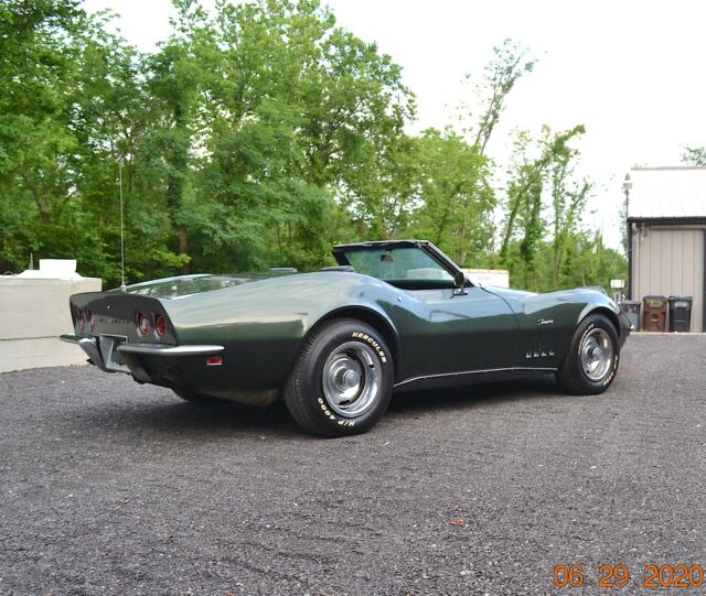 Chevrolet Corvette 1969 image number 18