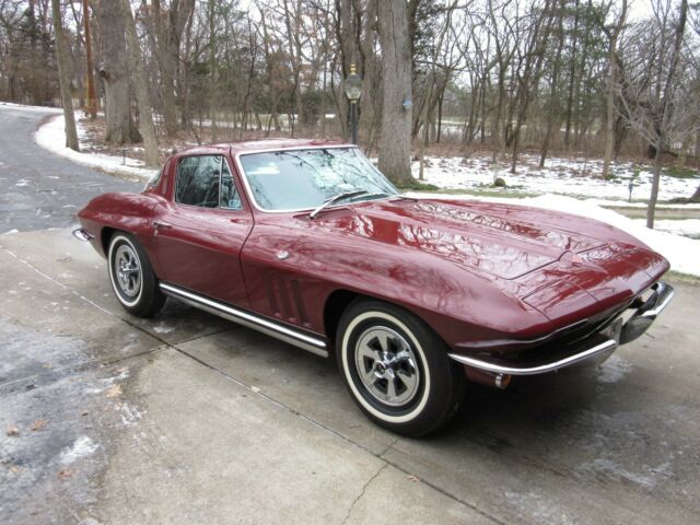 Chevrolet Corvette 1965 image number 14