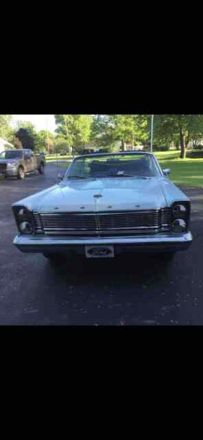 Ford Galaxie 500 XL 1965 image number 5