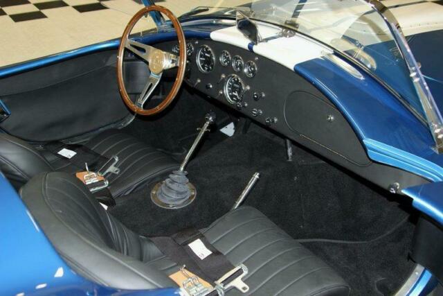 Shelby Cobra 1965 image number 42