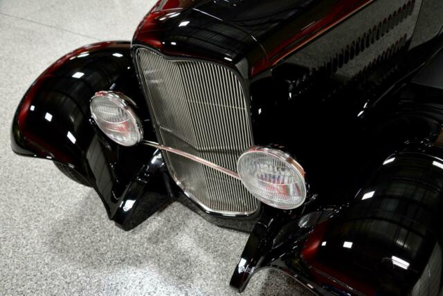 Ford 3-Window Coupe 1932 image number 16