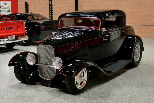 Ford 3-Window Coupe 1932 image number 42