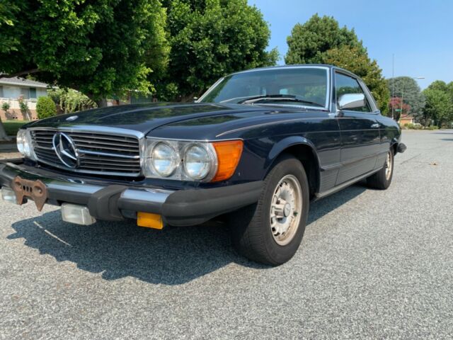 Mercedes-Benz SL-Class 1976 image number 0