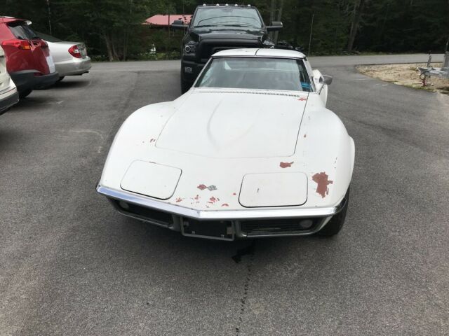 Chevrolet Corvette 1969 image number 12