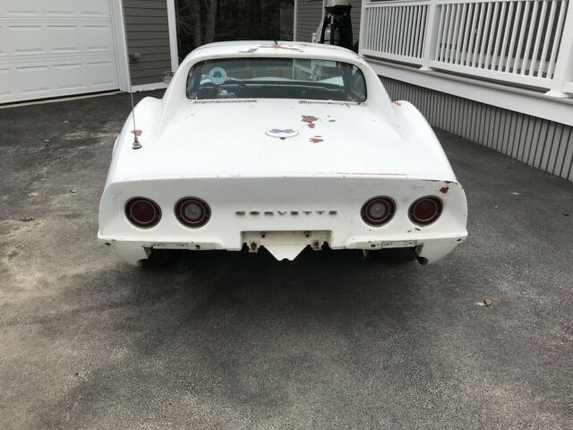 Chevrolet Corvette 1969 image number 4